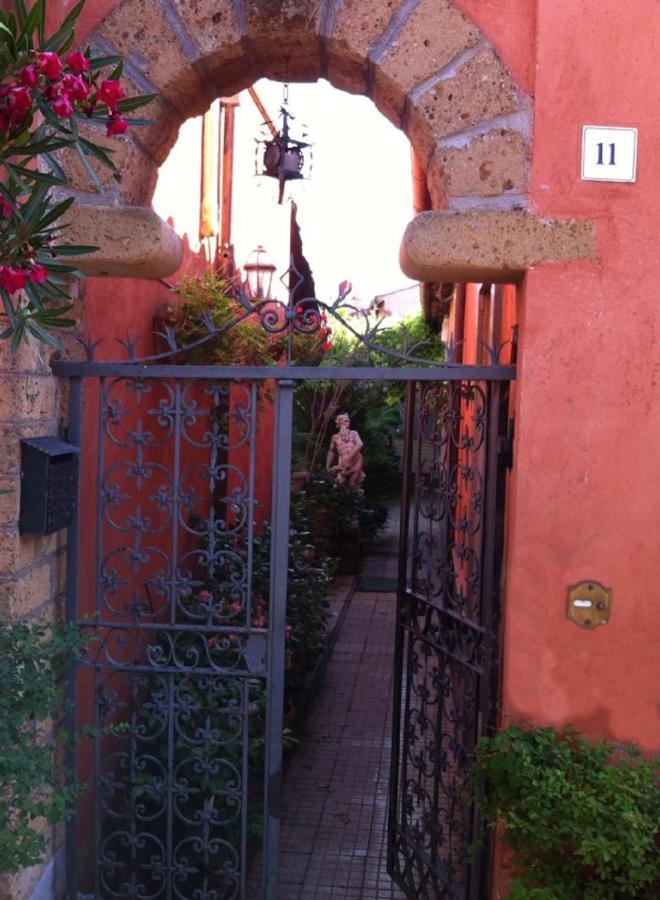 Casa "Oasi" Centro Storico Apartman Tuscania Kültér fotó