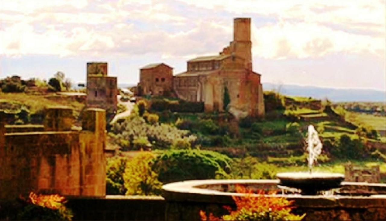 Casa "Oasi" Centro Storico Apartman Tuscania Kültér fotó
