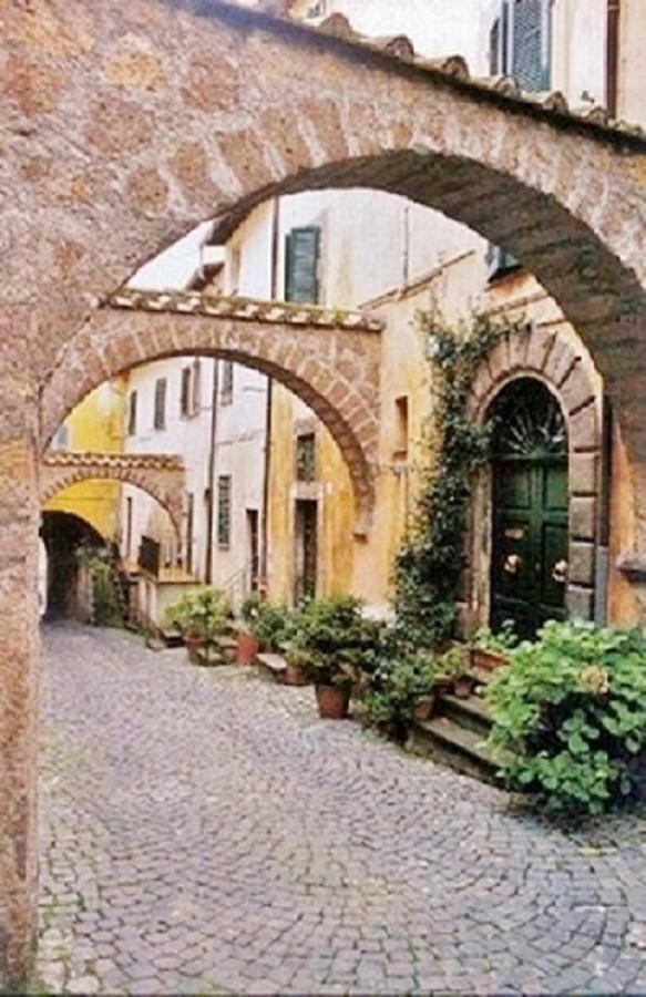 Casa "Oasi" Centro Storico Apartman Tuscania Kültér fotó